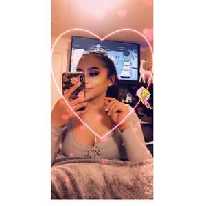 Meet your Posher, Gabriela